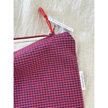 Neceser "Vichy Burdeos"