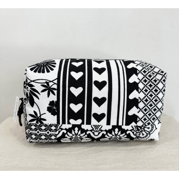 Neceser Box "Corazones"