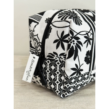 Neceser Box "Corazones"