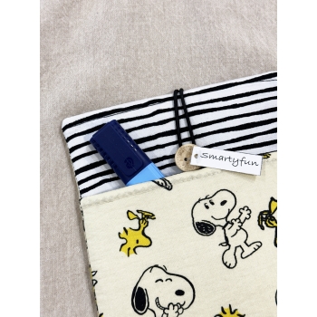 Funda Protectora para Ebook "Snoopy Vainilla" con bolsillo